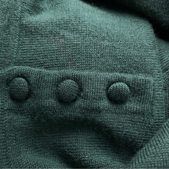 Macy’s Design Studio Hunter Green 100% Pure Wool Crewneck Sweater Size S - Picture 5 of 6